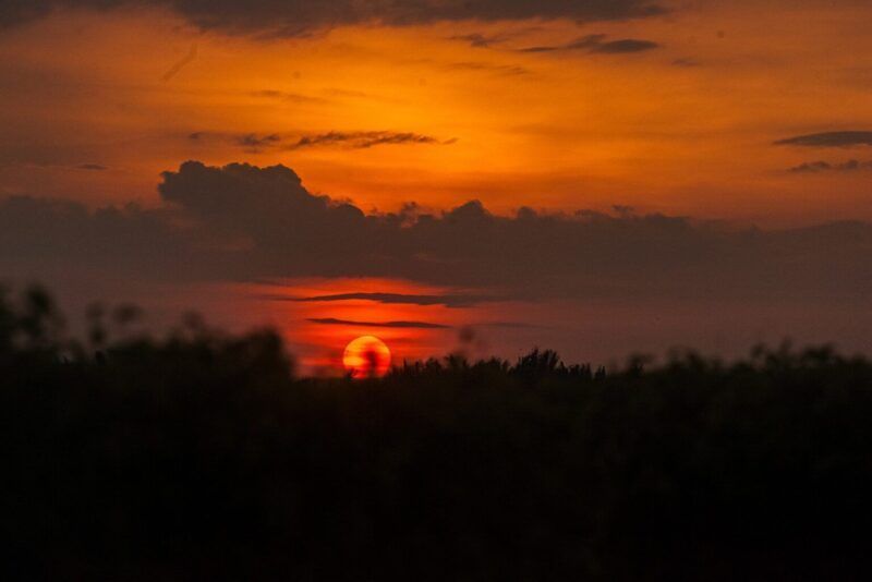 sunset-5722766_1920-1536x1024